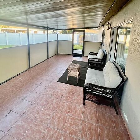 Pinebrook Home Close To Beach Largo Exterior photo
